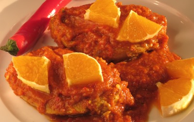 Koteletter med rødpebersauce og appelsin